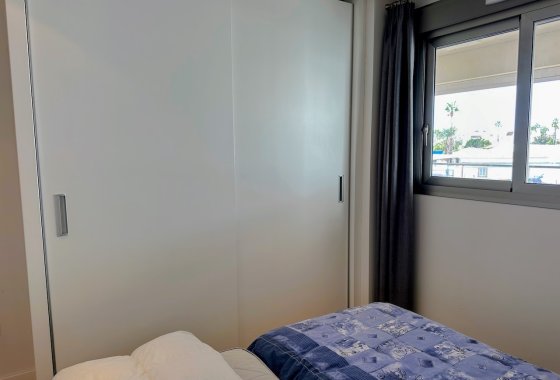Resale - Apartment / flat - Orihuela Costa - La Zenia