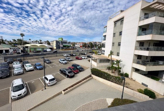 Resale - Apartment / flat - Orihuela Costa - La Zenia