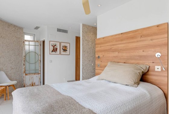 Resale - Villa - Ciudad Quesada
