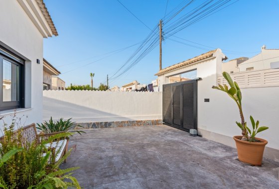 Reventa - Villa - Torrevieja - El Chaparral