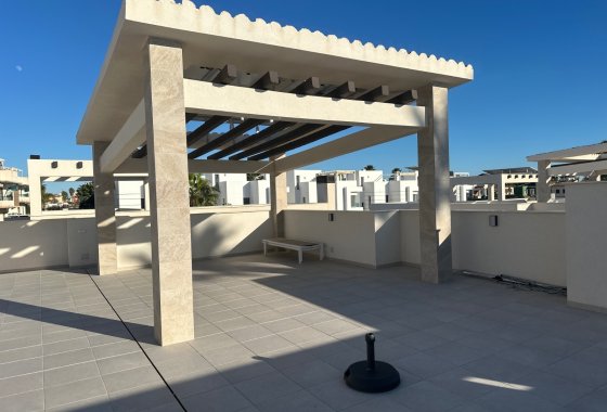 Reventa - Villa - Ciudad Quesada - Doña Pepa