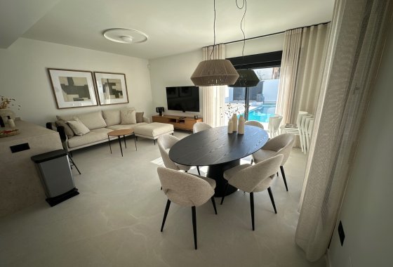 Resale - Villa - Ciudad Quesada
