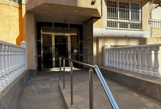 Reventa - Apartamento / piso - Torrevieja - Punta Prima
