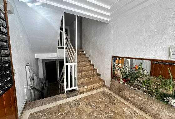 Reventa - Apartamento / piso - Torrevieja - Punta Prima