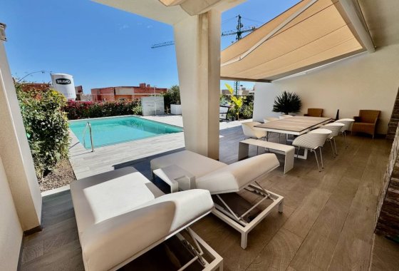 Återförsäljning - Villa - La Finca Golf - Algorfa