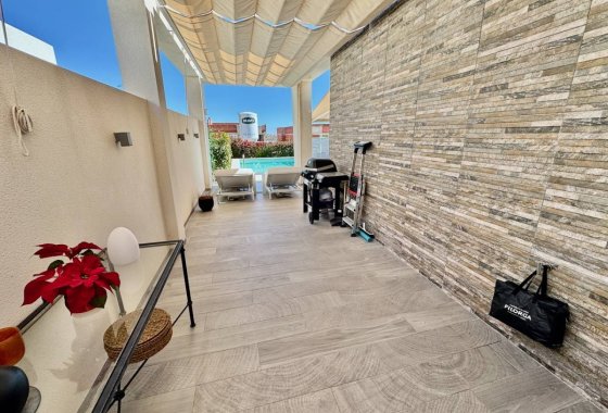 Återförsäljning - Villa - La Finca Golf - Algorfa