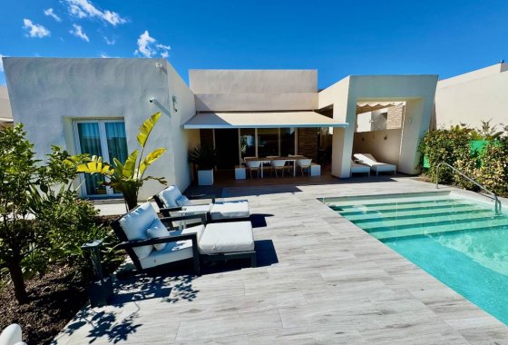 Återförsäljning - Villa - La Finca Golf - Algorfa