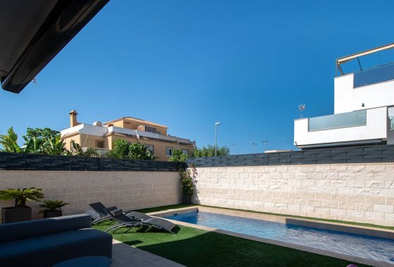 Återförsäljning - Villa - Ciudad Quesada