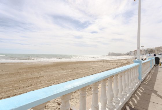 Reventa - Apartamento / piso - Torrevieja - Playa Los Locos