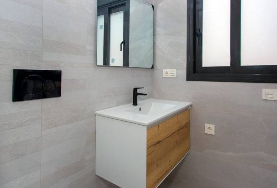 Reventa - Apartamento / piso - Torrevieja