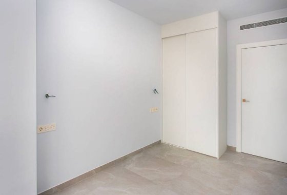 Reventa - Apartamento / piso - Torrevieja