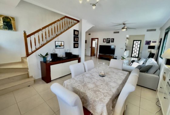 Reventa - Villa - Ciudad Quesada - La Fiesta