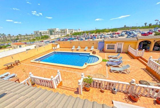 Reventa - Villa - Torrevieja - Los Balcones
