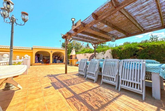 Reventa - Villa - Torrevieja - Los Balcones