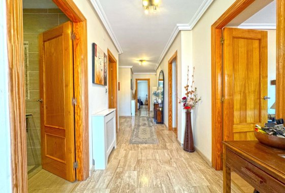 Reventa - Villa - Torrevieja - Los Balcones