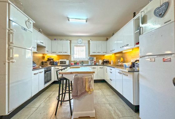 Reventa - Villa - Torrevieja - Los Balcones