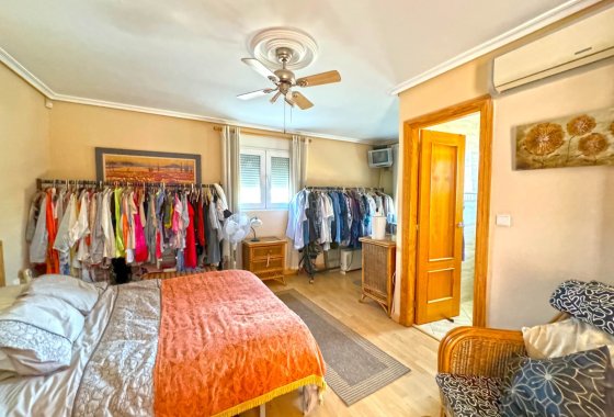 Reventa - Villa - Torrevieja - Los Balcones