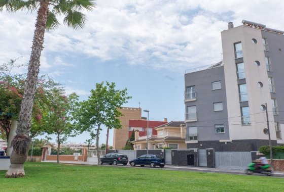 Reventa - Apartamento / piso - Torrevieja