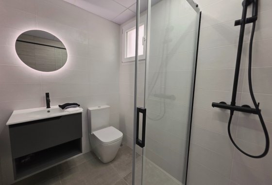 Reventa - Apartamento / piso - Torrevieja - Puerto