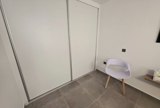 Reventa - Apartamento / piso - Torrevieja - Puerto