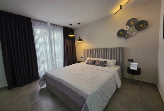 Reventa - Apartamento / piso - Torrevieja - Puerto