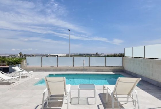 Reventa - Villa - Torrevieja - Los Balcones