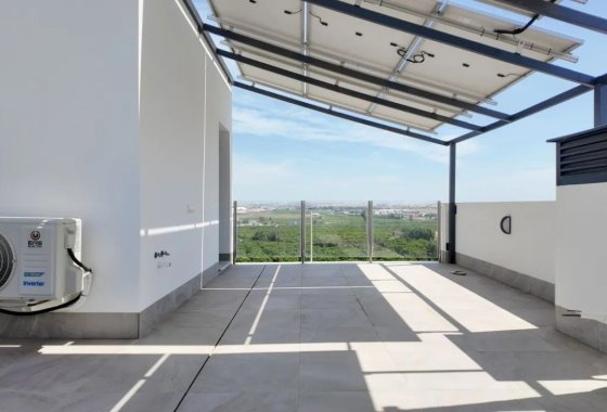 Reventa - Villa - Torrevieja - Los Balcones