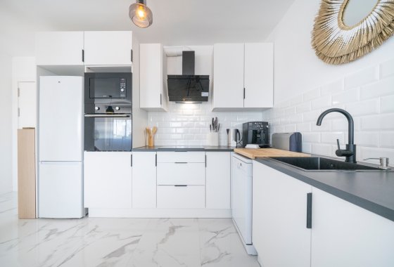Resale - Apartment / flat - Punta Prima
