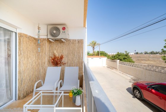 Resale - Apartment / flat - Punta Prima