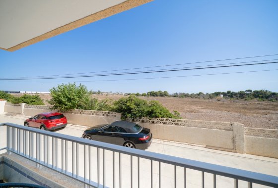 Resale - Apartment / flat - Punta Prima