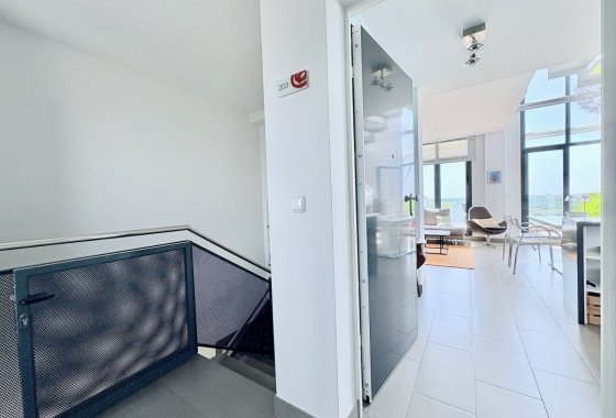 Reventa - Apartamento / piso - Dehesa de Campoamor - Las Ramblas
