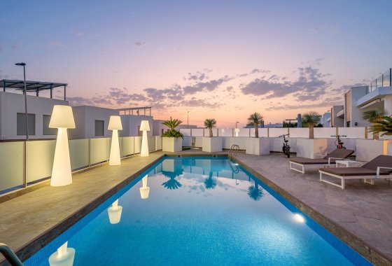 Återförsäljning - Villa - Orihuela Costa - Villamartín