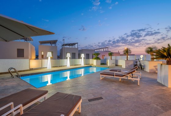 Återförsäljning - Villa - Orihuela Costa - Villamartín