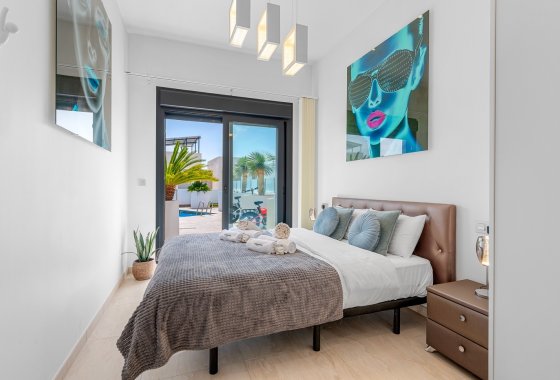 Återförsäljning - Villa - Orihuela Costa - Villamartín