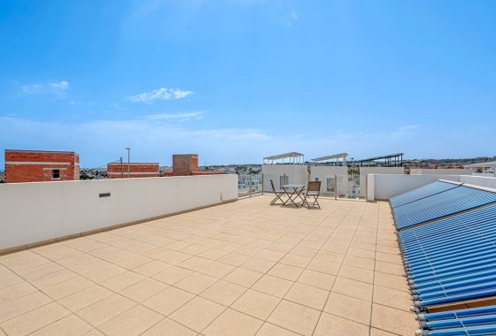 Återförsäljning - Villa - Orihuela Costa - Villamartín