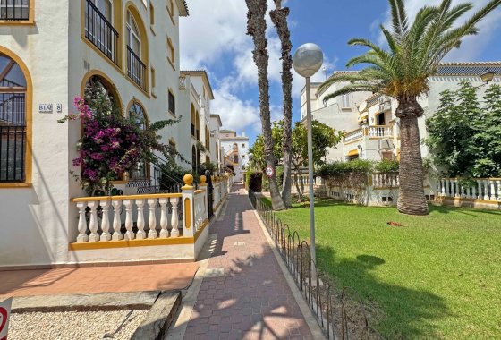 Återförsäljning - Lägenhet / lägenhet - Torrevieja - La Mata