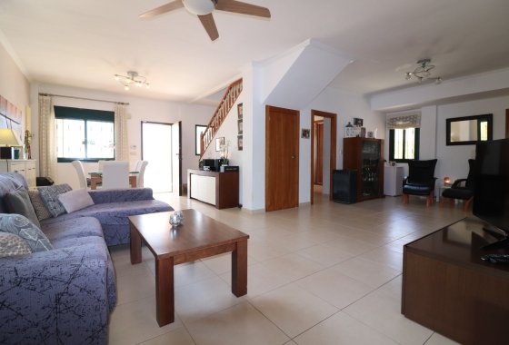 Reventa - Villa - Ciudad Quesada - La Fiesta