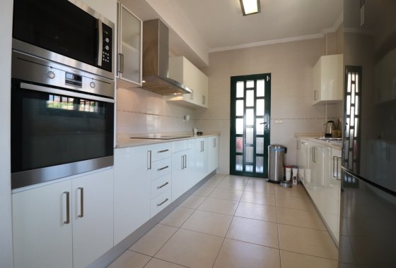 Reventa - Villa - Ciudad Quesada - La Fiesta