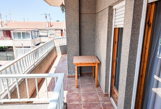 Reventa - Apartamento / piso - Torrevieja - Playa Los Naufragos