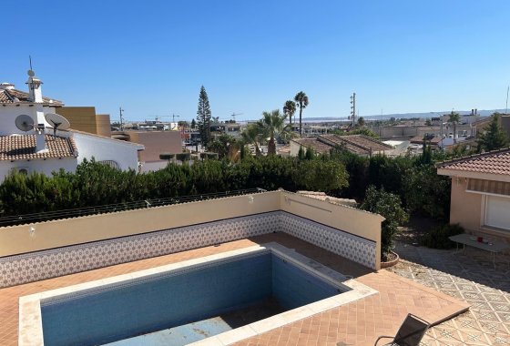 Reventa - Villa - Ciudad Quesada - town