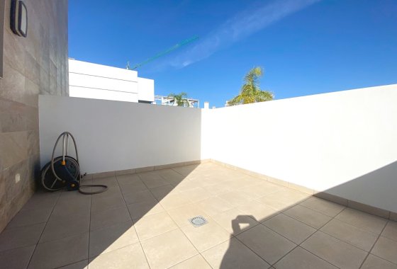 Reventa - Villa - Ciudad Quesada - Doña Pepa