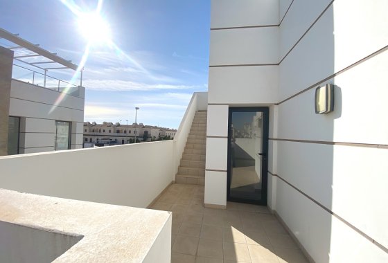 Reventa - Villa - Ciudad Quesada - Doña Pepa