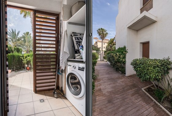Resale - Apartment / flat - Orihuela Costa - La Zenia
