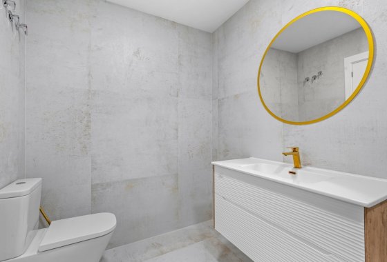 Reventa - Apartamento / piso - Torrevieja - El Acequión - Los Náufragos