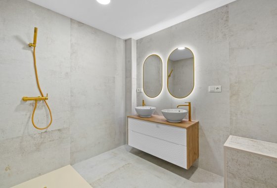 Reventa - Apartamento / piso - Torrevieja - El Acequión - Los Náufragos