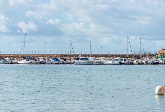 Reventa - Apartamento / piso - Torrevieja - El Acequión - Los Náufragos