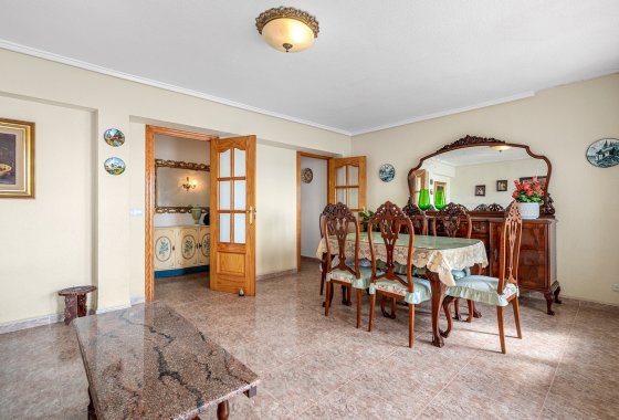 Reventa - Apartamento / piso - Torrevieja