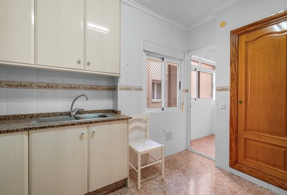 Reventa - Apartamento / piso - Torrevieja