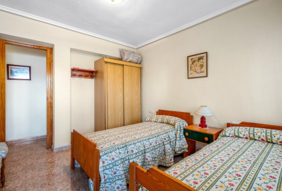 Reventa - Apartamento / piso - Torrevieja