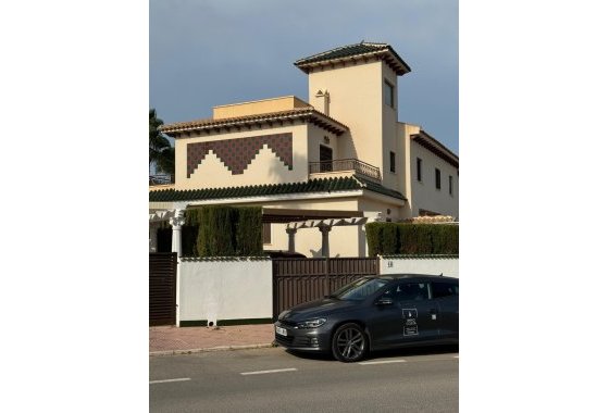 Reventa - Villa - Ciudad Quesada - Rojales